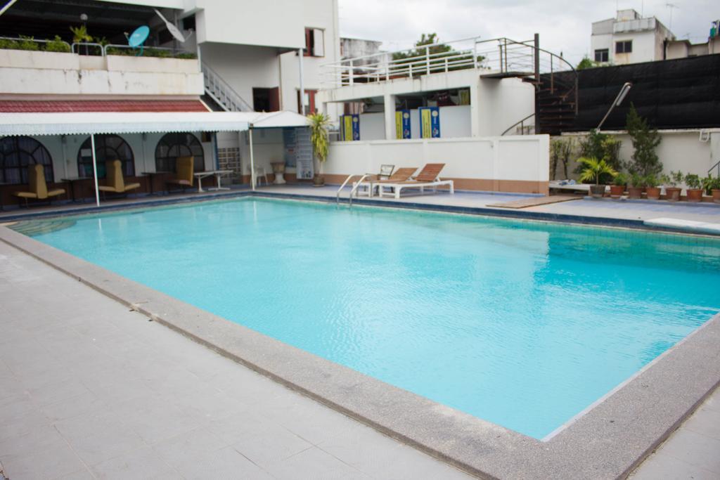 Sripattana Hotel Nakhonratchasima Eksteriør bilde