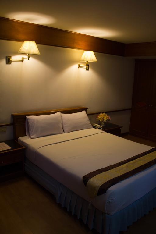 Sripattana Hotel Nakhonratchasima Eksteriør bilde