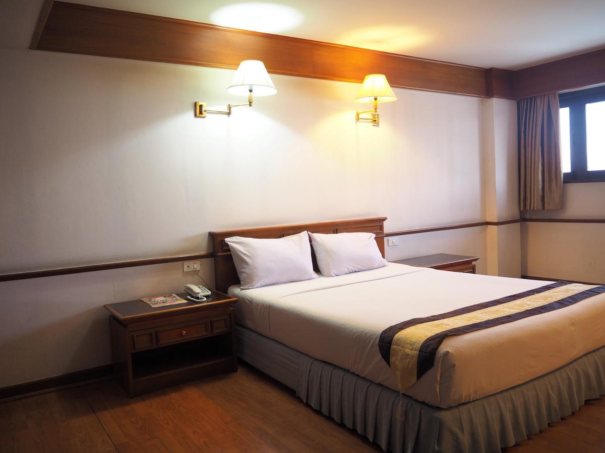 Sripattana Hotel Nakhonratchasima Eksteriør bilde